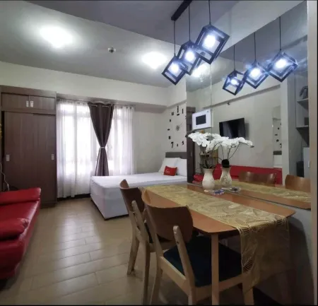 Favila Condotel - 150 Newport Boulevard