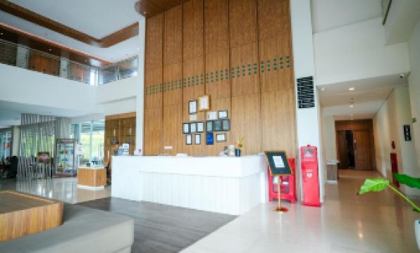 Patra Dumai Hotel - Housity