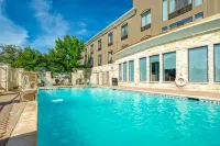 Holiday Inn Express & Suites Beeville by IHG Hotels in Beeville
