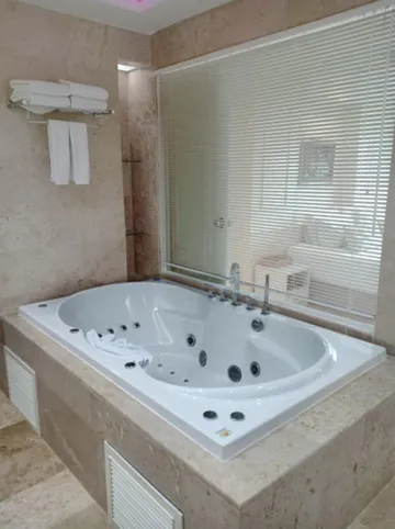 รูปภาพของโรงแรมวีเวิร์บ เซอร์วิสอพาร์ทเมนท์