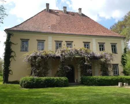 帕拉克拉索酒店 茲戈熱萊茨縣酒店