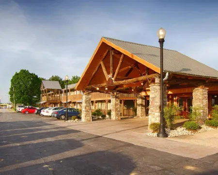 ザ スモークハウス ロッジ アンド キャビンズ モンティーグルのホテル