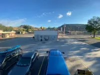 Two Rivers Inn - parking