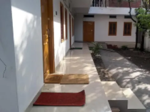 Manipur House Hotels in Imphal