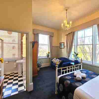 The Lodge on Elizabeth Boutique Hotel Rooms