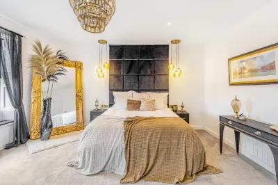 Bank Apartments Hotels near Play Towers