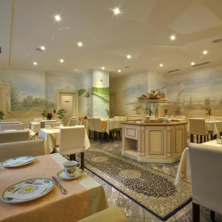 Hotel Condor