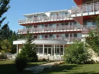 Well Hotel Hotel di 