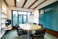 Campanile Colmar - Parc des Expositions Hotel a Bischwihr