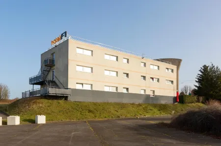 Hotelf1 Longwy Отели в г. Одэн-ле-Тиш