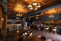 Dioskuria Hotel - ที่มีที่จอดรถ
