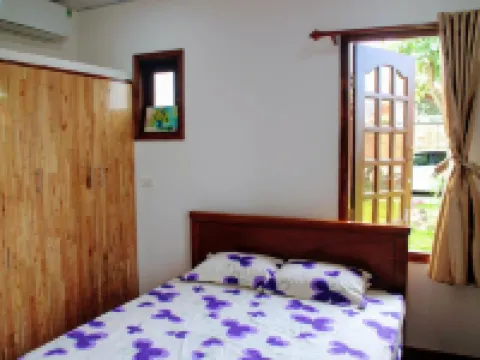 CocoPalm Villa Near Beach - Palm Room Hotéis em Dat Do