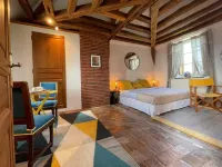 Domaine de Bel Ebat Hotel a Amilly