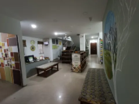 Traveler Hostel