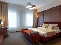 Hotel of the Philistine Okhlonin (f. Antiquarian-Hotel of the Philistine Okhlonin) Hotels in Suzdal