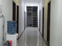 King Plaza Homestay Hotels in Bugis