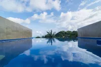 Cuna Hotel - Beach