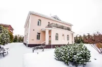 13 Chairs Boutique Hotel Hotel in zona Alexander Nevskiy Cathedral