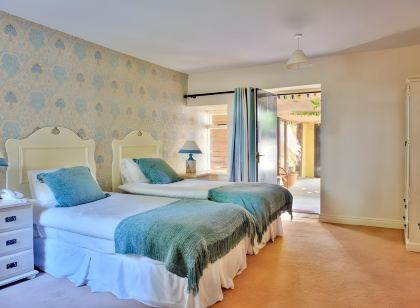 Carrygerry Country House