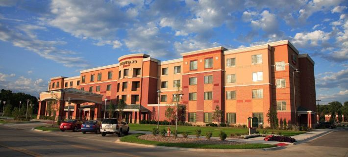 Courtyard Omaha Aksarben Village Hotels in Omaha