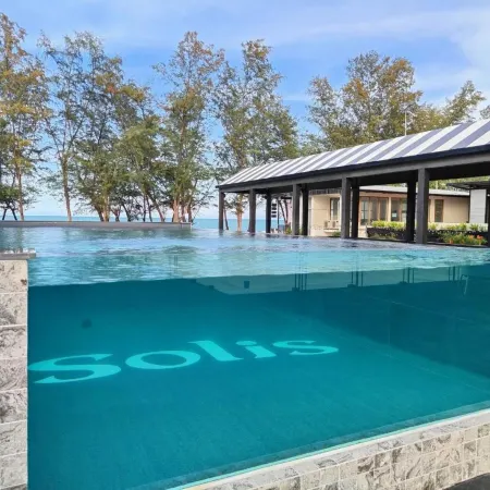 Solis Beach Hotel Rajamangala