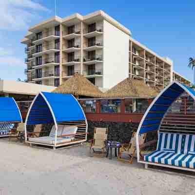 Courtyard by Marriott King Kamehameha's Kona Beach Hotel Hotel Exterior