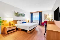 CasaBlanca Resort, Casino, Golf & Spa - parking