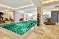 Hotel Ickale - Pools