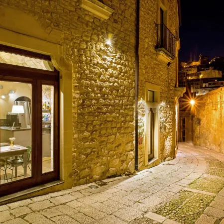 Locanda Don Serafino Historical Boutique Hotel
