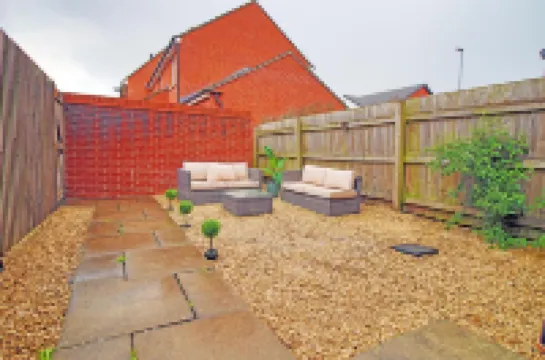 Isla House - Newport City Centre - Sleeps 7 Hotels in 