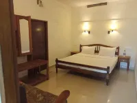 Green Court Hotels in Kumily