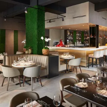 Hotel St. Michel Отели рядом с достопримечательностью «Венецианский бассейн»