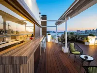 ZT โรงแรมโกลเด้นบาร์เซโลนา โรงแรมใกล้ตึกทอเรแอคบาร์