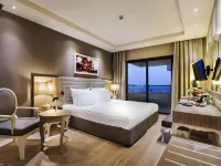 Bellis Deluxe Hotel & Heated for Winter Aqua Park