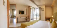 Hotel Riveria by Raj - bar