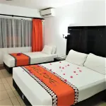 Suva Motor Inn - balcón
