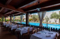 IH Hotels le Zagare Resort - servizio colazione