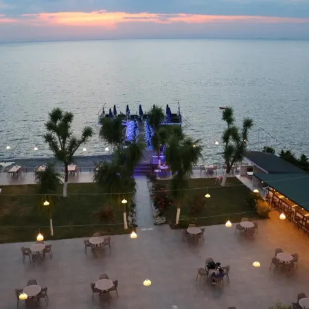 Grand Koru Hotel Beach