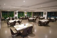 綠葉度假村&Spa, Ganpatipule - 早餐