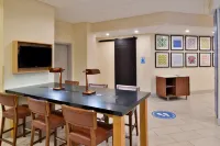 Holiday Inn Express Blowing Rock South