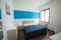 Blue Hotel