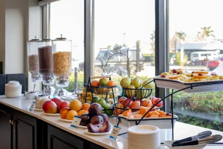 Holiday Inn Express San Jose Costa Rica Airport Отели в г. Рио Сегундо