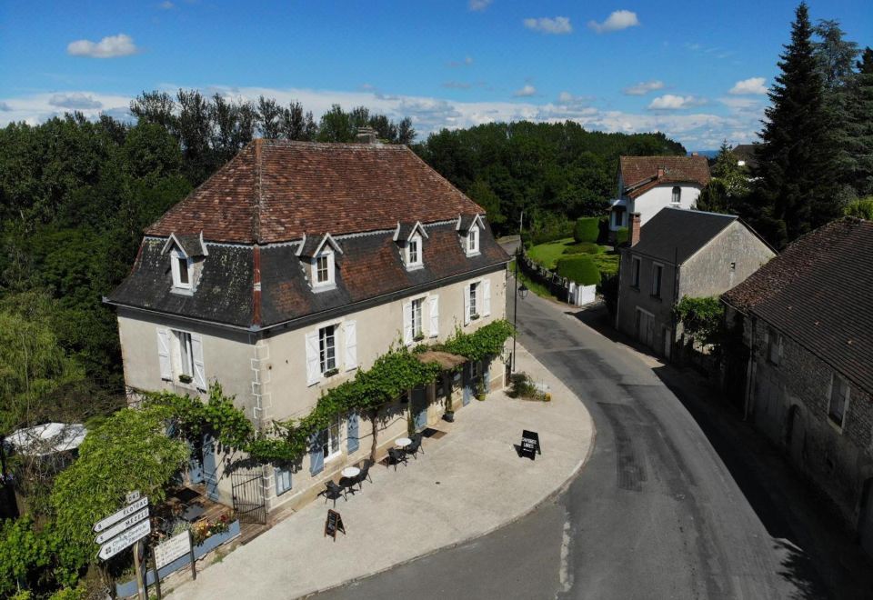 hotel overview picture