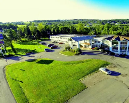 Hotel Moncton โรงแรมในมองก์ตัน