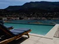 Perantzada Hotel 1811 فنادق في فاثي