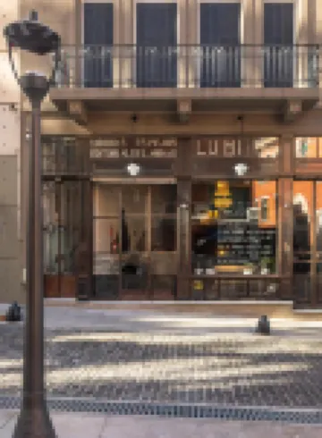 Up Retiro Hotel dekat Edificio Kavanagh