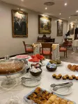 Hotel Plaza Mayor - breakfast
