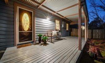 Whispering Pines Cottages