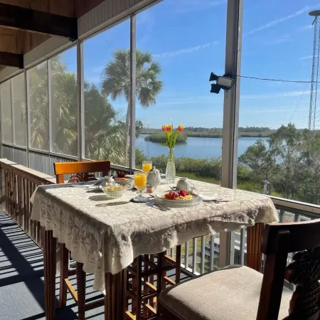 Crystal River Lullaby B&B