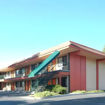 Days Inn by Wyndham Gilroy